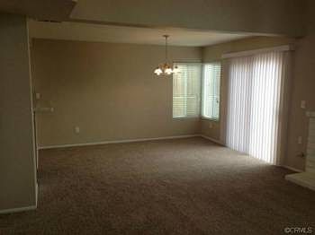 5th image of 27907 Doreen Dr