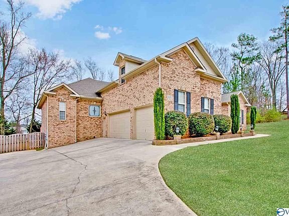 2nd image of 117 Riverway Ln