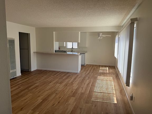 3rd image of 312 Gladys Ave APT 2