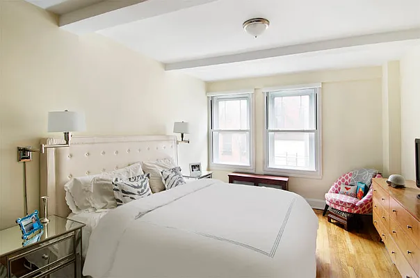 Sold by Town Residential | media 17