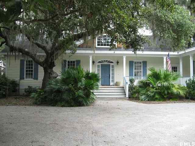 1st image of 5 Sussex Court