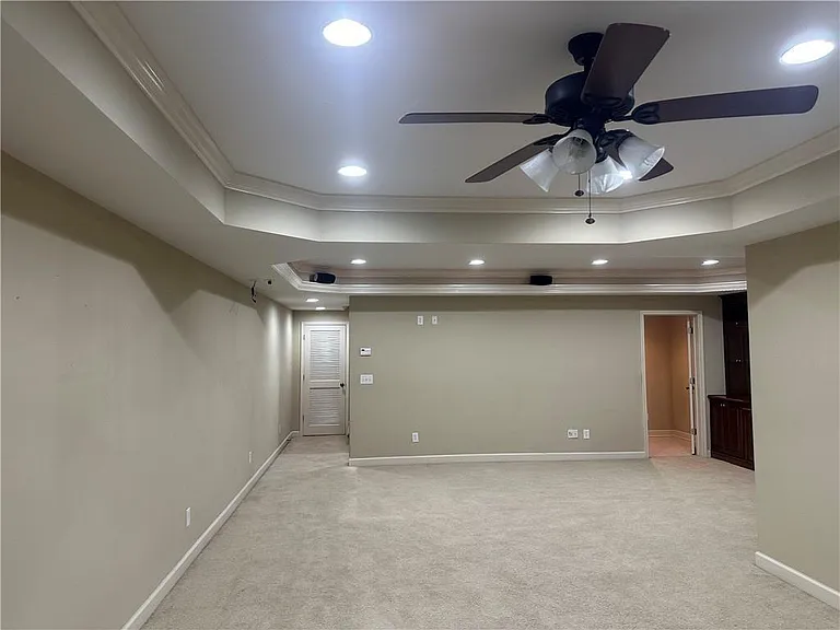 6032 Coldwater Point — Photo 13