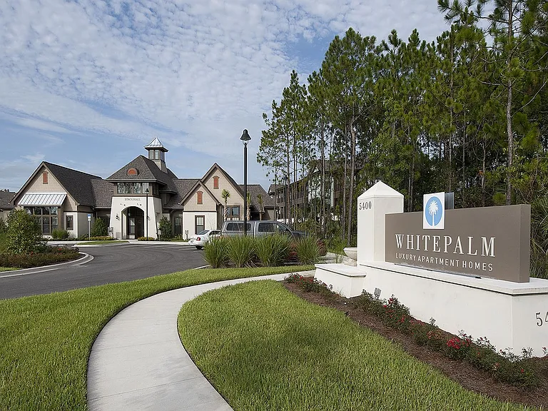 Whitepalm Apartments — Photo 31