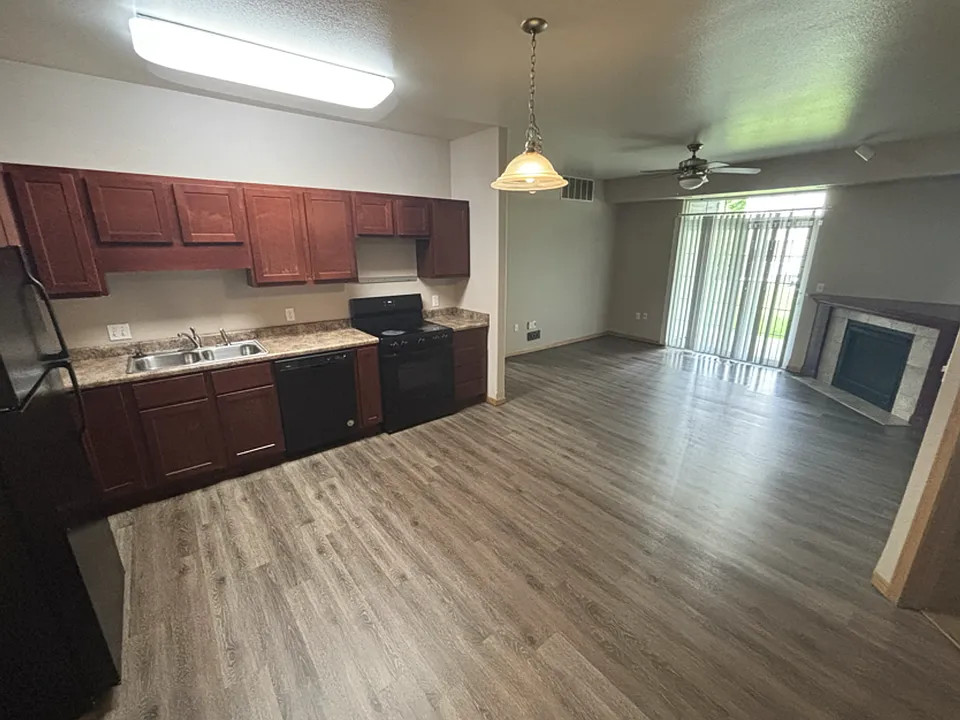 2210 Westlake Rd
