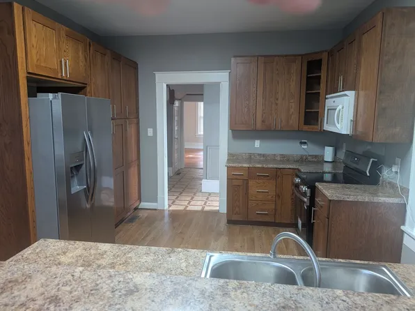207 W Main St, Ninety Six, SC 29666
