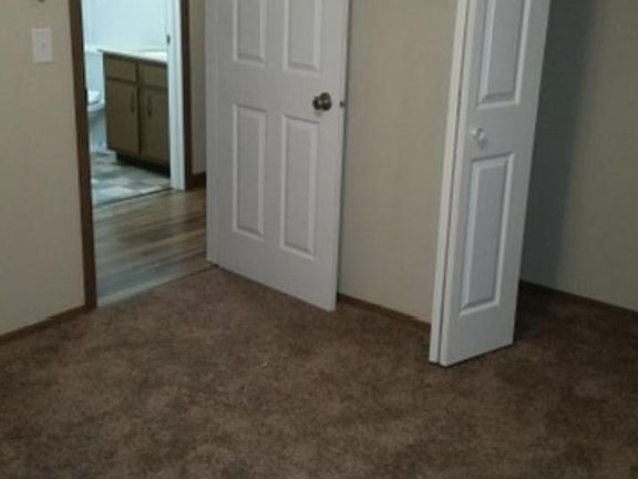 2nd image of 504 S 7th St APT 2