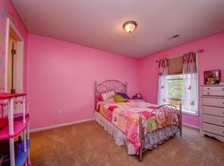 15312 S Blackfoot Dr, Olathe, KS 66062