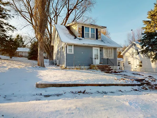 506 Barnes St, Ida Grove, IA 51445