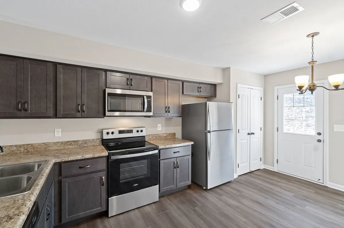 Building Photo - Ziva Ln - 1128