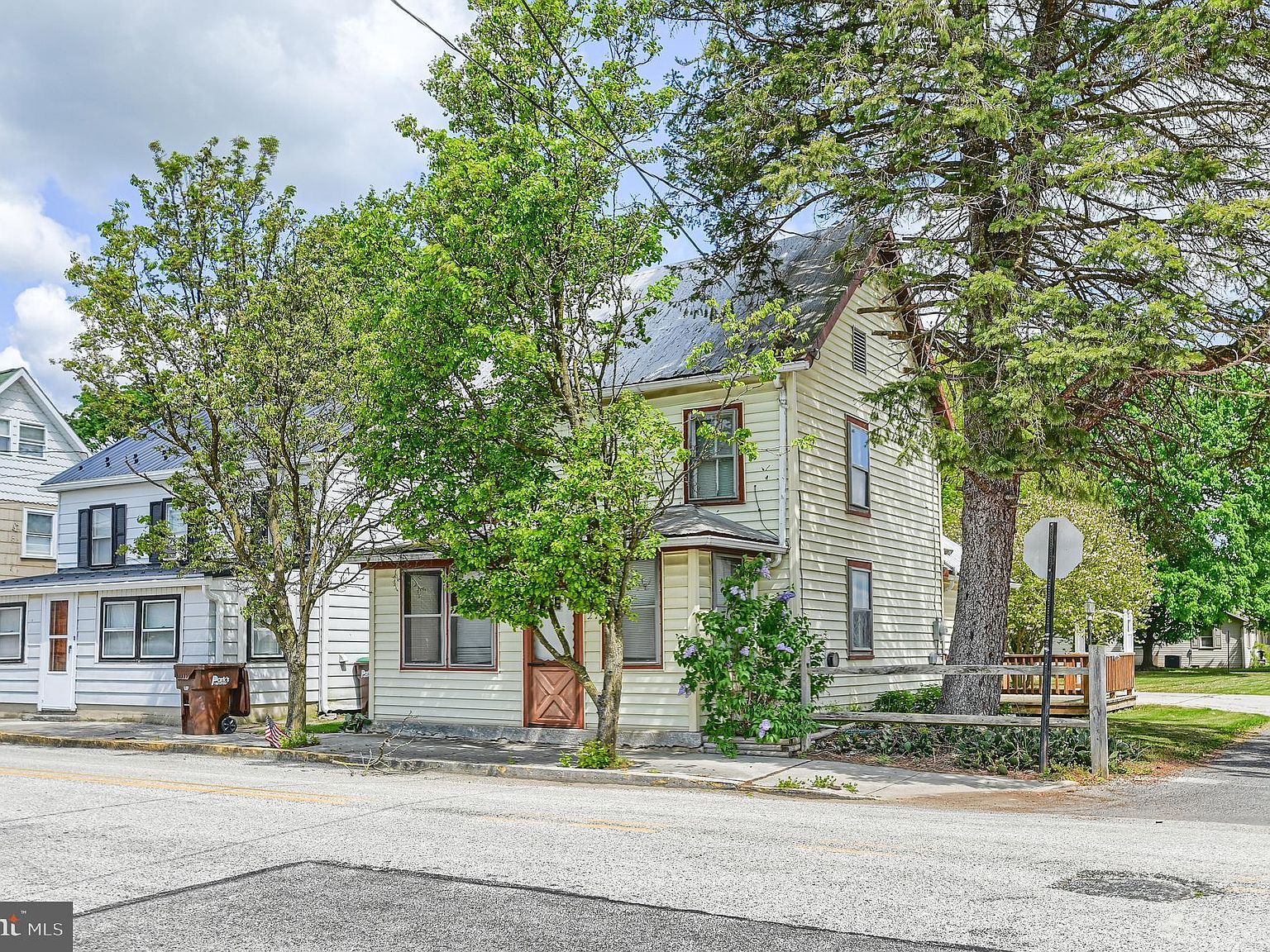 27 Water St, Fairfield, PA 17320 Zillow