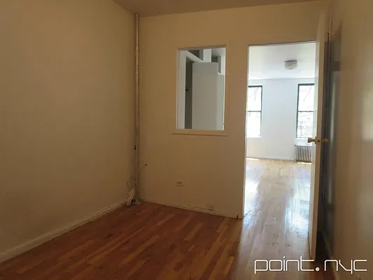 Rented by Point NYC | media 24