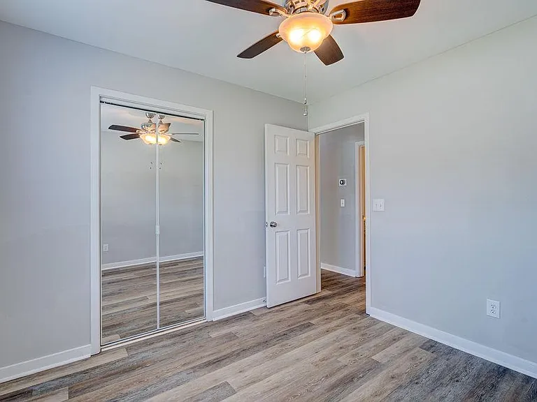 305 Hixon Pl — Photo 27