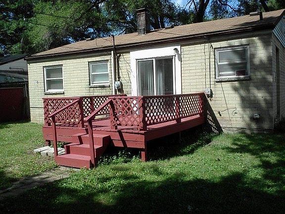 3rd image of 709 Dorset Ave