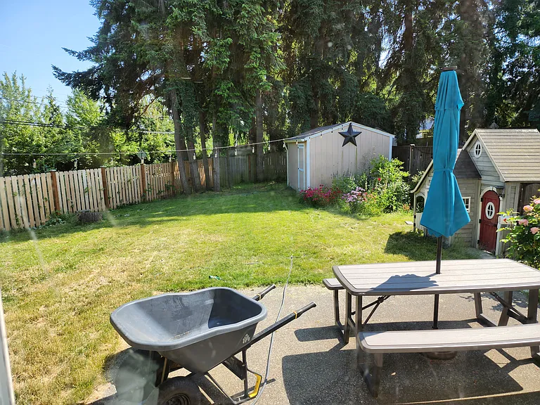 2622A Lincoln Way #A — Photo 3