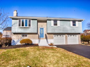 95 Jonathan Dr, Easton, PA 18045