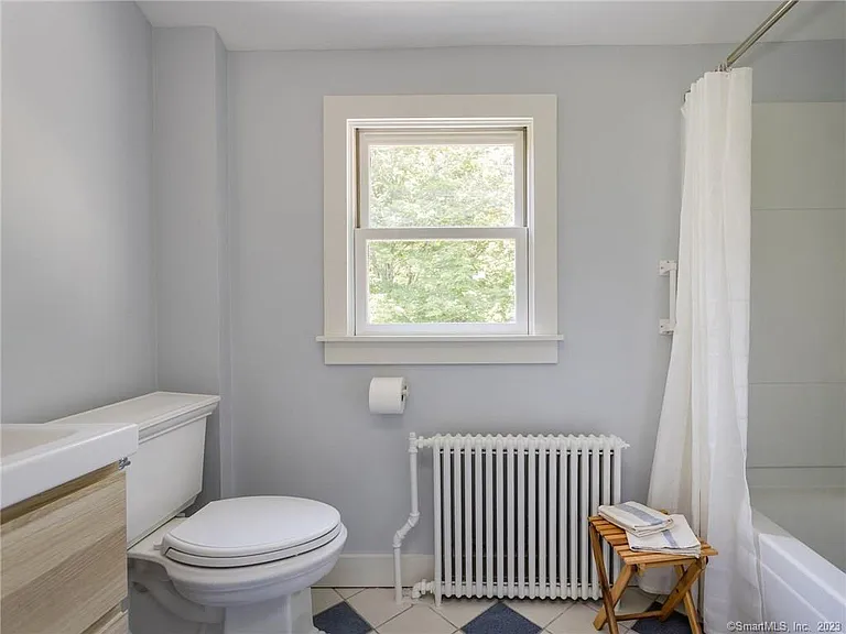 33 Washington Ave — Photo 14
