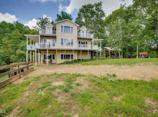 1196 Buck Mountain Rd, Roan Mountain, TN 37687