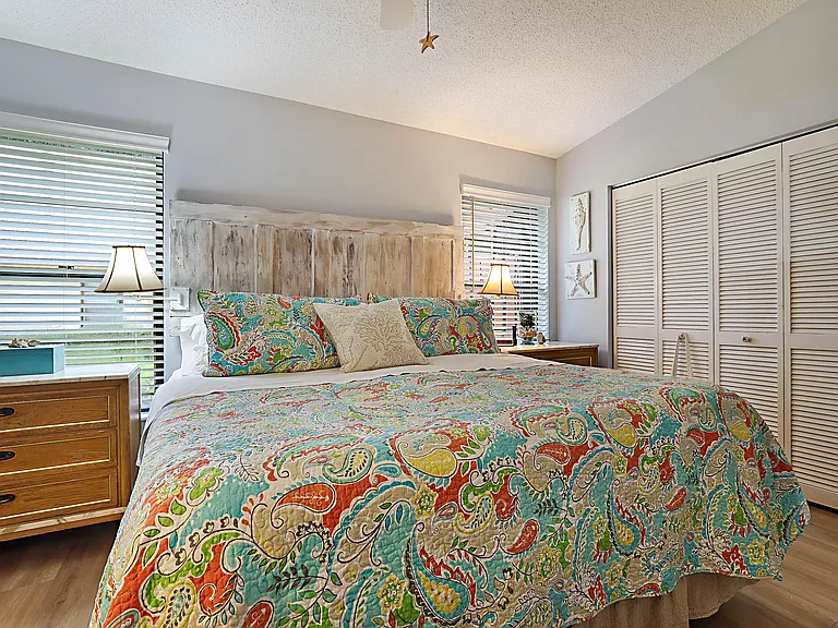 8071 SE Villa Cir — Photo 15
