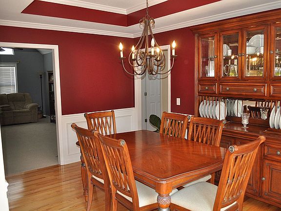 Formal dining room