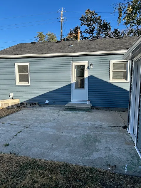 Building Photo - 3545 9th Ave