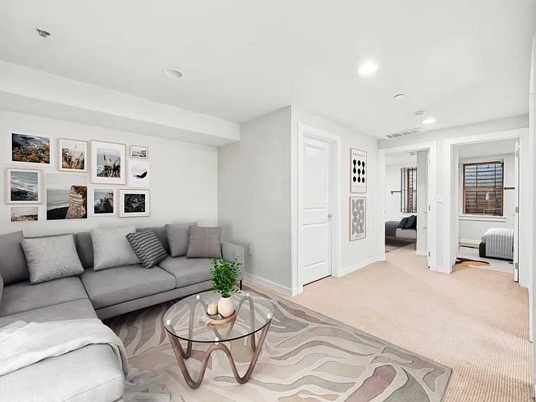 4030 Irving Street — Photo 6
