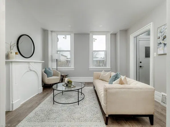 125 Cathcart St, Hamilton, ON L8L 5A1