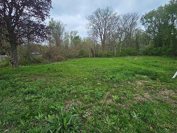 4th image of 6946 W Lake Rd