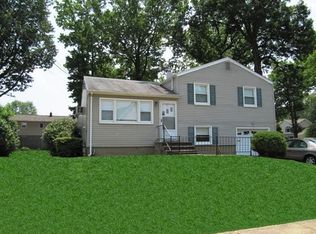195 W Nassau Ave, South Plainfield, NJ 07080
