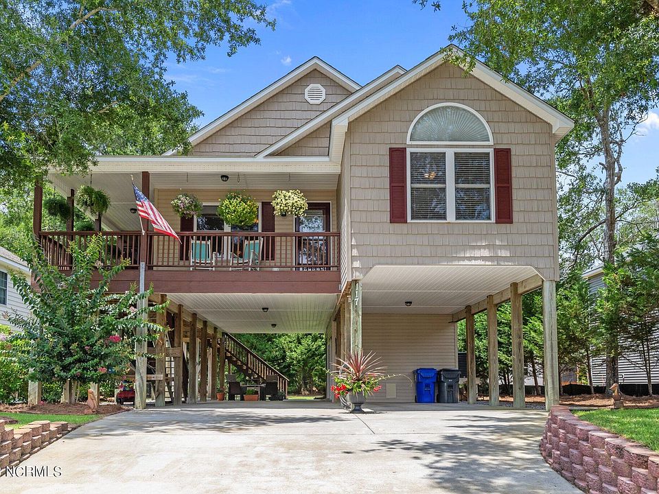 1st image of 117 SE 12th Street