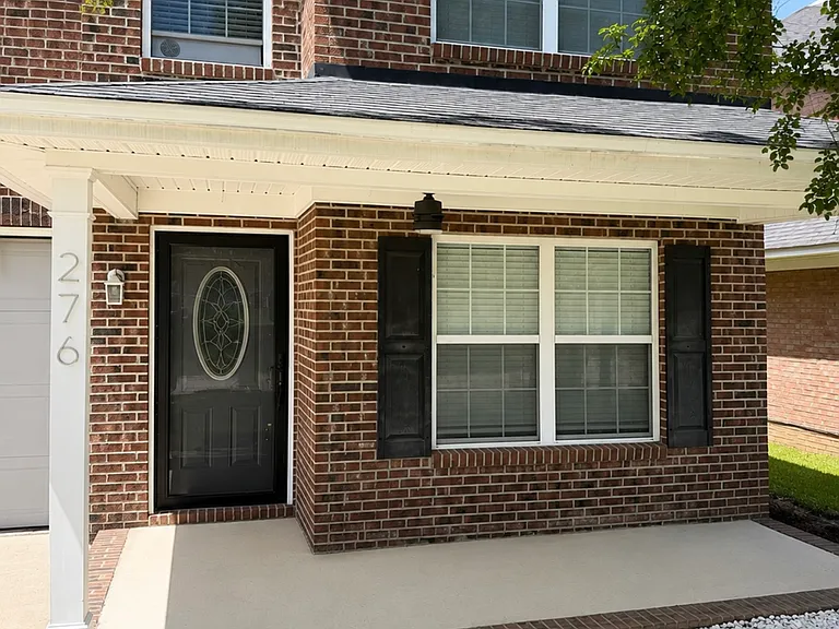 276 Hollingsworth Ln — Photo 2