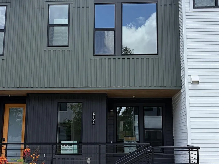 2200 McFly St #6105 — Photo 1