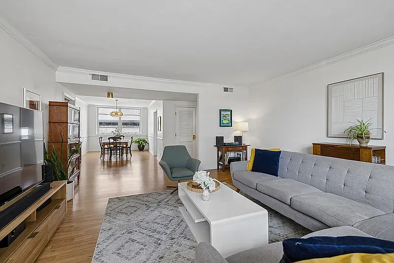 2 bed, 1627 sqft, $2,100 — Photo 2