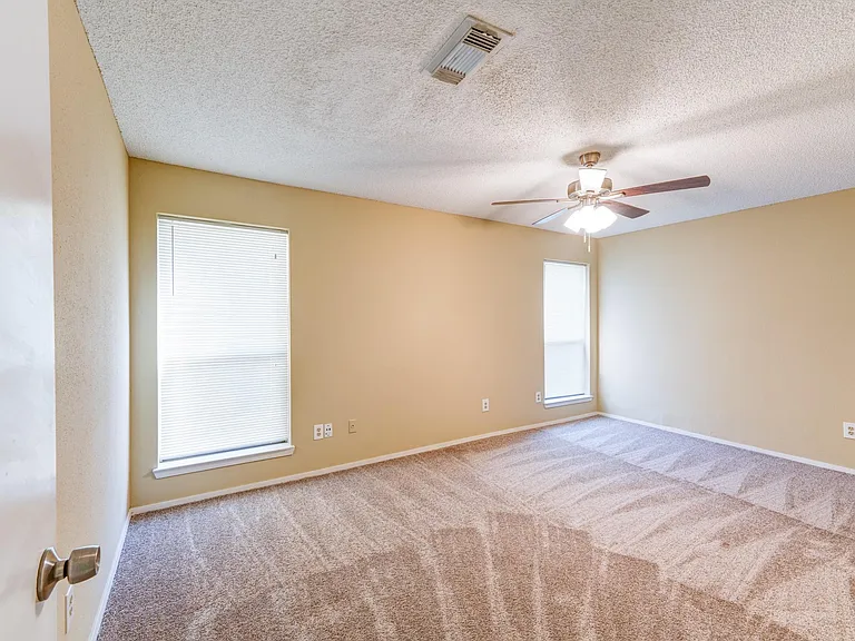 24206 Landing Way Dr — Photo 9