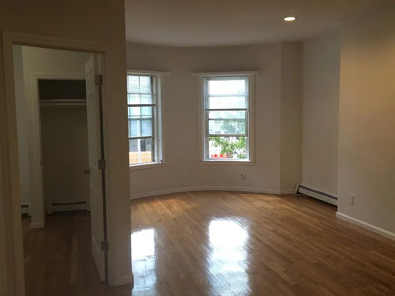 44 S Huntington Ave #2 — Photo 5