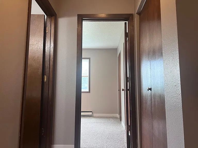 825 E Cavour Ave — Photo 6