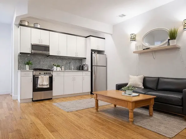 245 Harman Street image 1 of 6