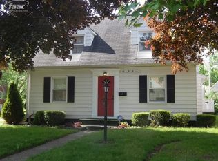 2414 Mountain Ave, Flint, MI 48503