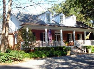 3902 Spring Bank Rd, Mobile, AL 36608