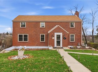 5240 Orchard Hill Dr, Pittsburgh, PA 15236