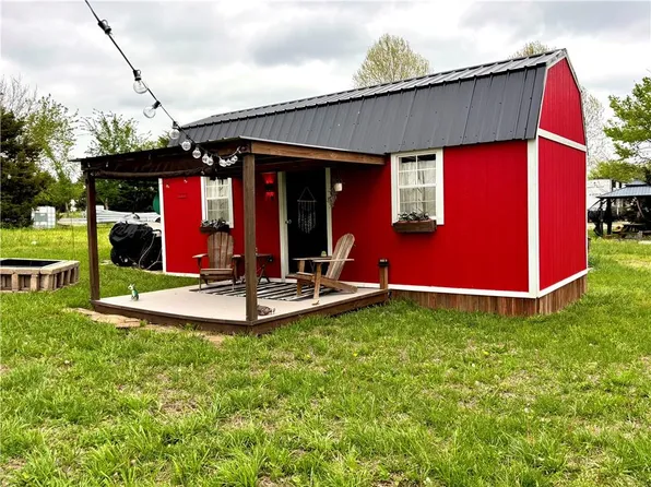 10 Timber Ln, Linn Valley, KS 66040