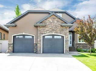 19 NE Trump Pl, Red Deer, AB T4P0K8