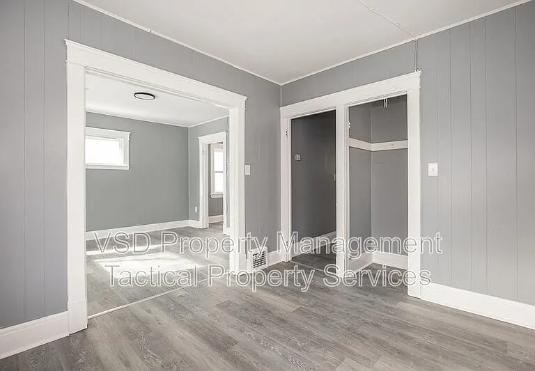 11429 Lardet Ave #DOWN — Photo 2