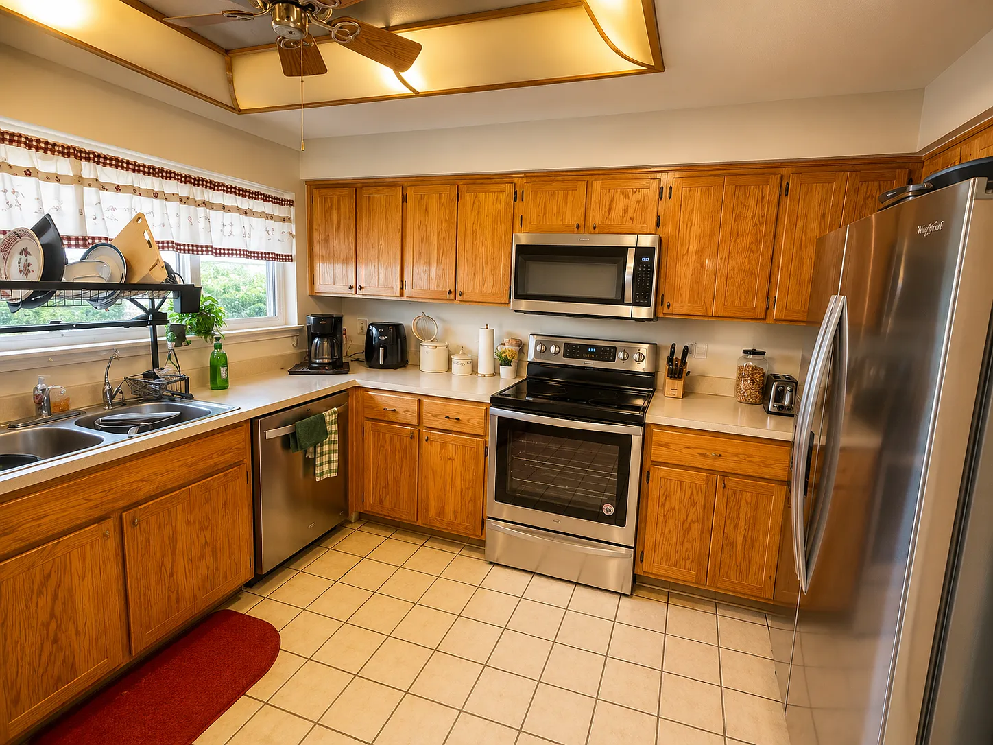 3 bed, 3049 sqft, $3,000 — Photo 3