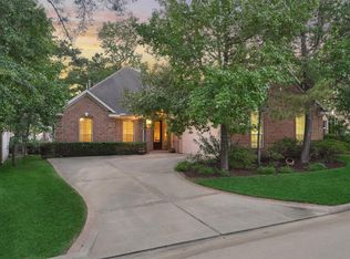 196 W Pines Dr, Montgomery, TX 77356