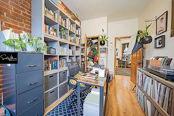 Rented by Scott Williams Realty LLC | media 30