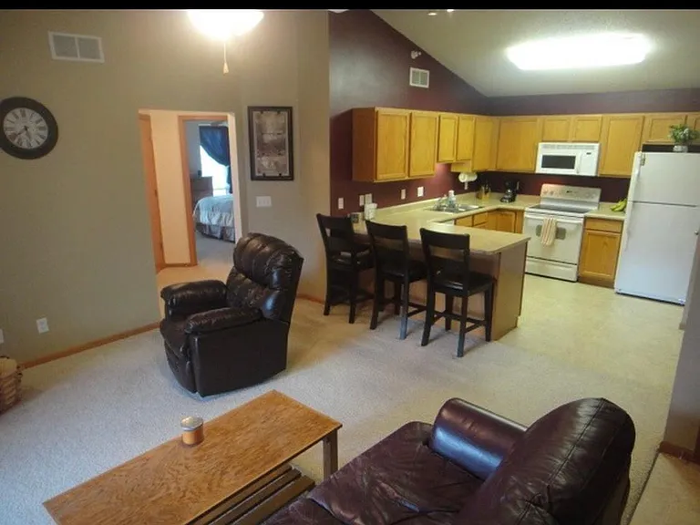 750 Rachael St #204 — Photo 4