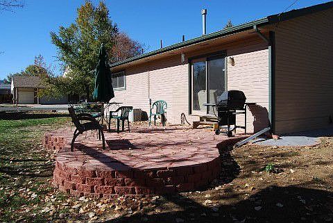 FLAGSTONE PATIO