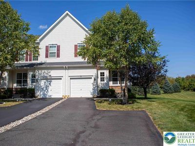 985 King Way, Breinigsville, PA, 18031