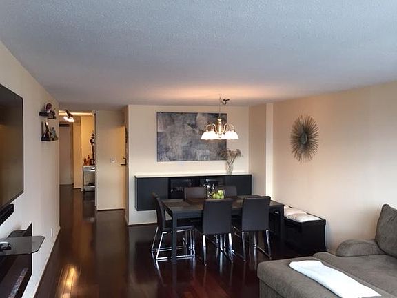 Living room/Dining Room