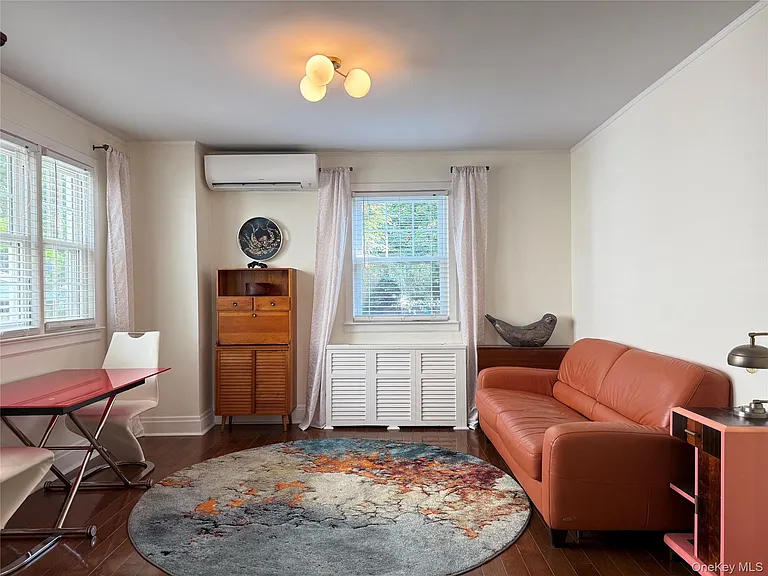 31 Jacobson Ave — Photo 6